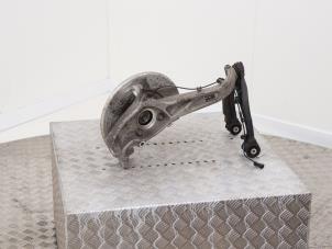 Gebruikte Fusee rechts-voor Tesla Model 3 Long Range 72kWh Prijs € 395,00 Inclusief btw aangeboden door Automaterialen Ronald Morien B.V.