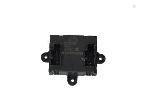 Gebruikte Module Centrale Deurvergrendeling Jaguar I-Pace EV400 AWD Prijs € 65,00 Margeregeling aangeboden door Automaterialen Ronald Morien B.V.