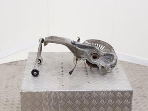 Gebruikte Fusee links-voor Jaguar I-Pace EV400 AWD Prijs € 245,00 Margeregeling aangeboden door Automaterialen Ronald Morien B.V.