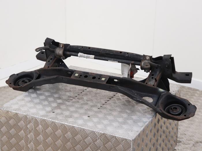 Subframe van een Ford Focus 3 1.0 Ti-VCT EcoBoost 12V 100 2016