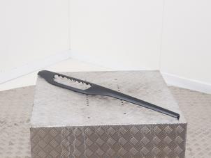 Gebruikte Dashboard sierlijst Audi Q7 (4MB/4MG) 3.0 TDI V6 24V e-tron plug-in hybrid Prijs € 49,00 Margeregeling aangeboden door Automaterialen Ronald Morien B.V.