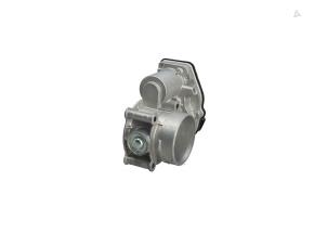 Gebruikte Gasklephuis Ford Kuga III (DFK) 2.5 PHEV 16V Prijs € 59,00 Margeregeling aangeboden door Automaterialen Ronald Morien B.V.