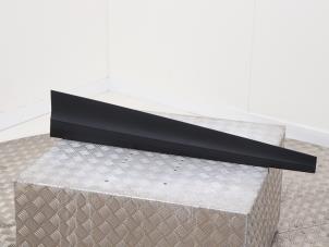 Gebruikte Deurlijst MG MG4 Electric Standard 51 kWh Prijs € 45,00 Margeregeling aangeboden door Automaterialen Ronald Morien B.V.