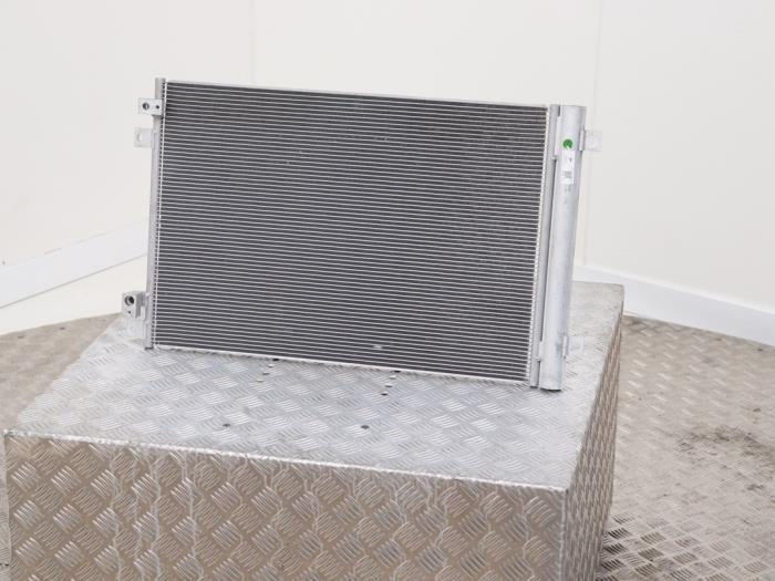 Gebruikte Airco Condensor MG MG4 Electric Standard 51 kWh Prijs € 125,00 Margeregeling aangeboden door Automaterialen Ronald Morien B.V.