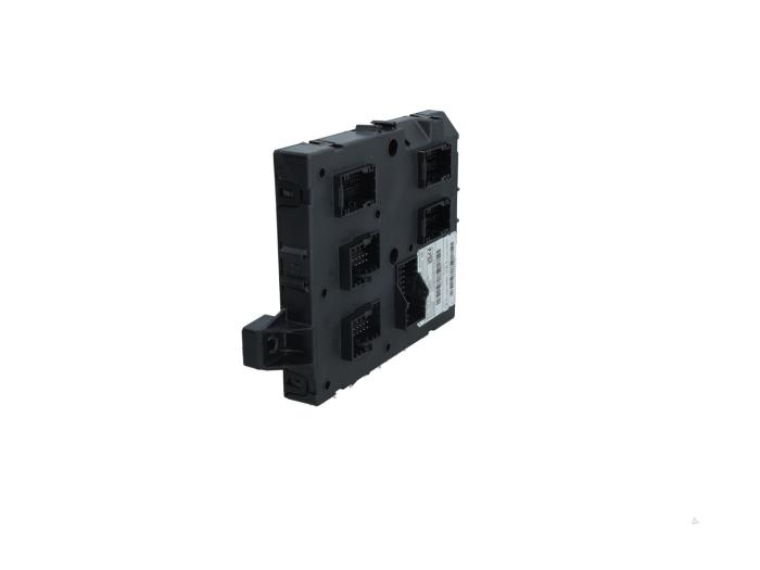 Gebruikte Module Bodycontrol MG MG4 Electric Standard 51 kWh Prijs € 145,00 Margeregeling aangeboden door Automaterialen Ronald Morien B.V.