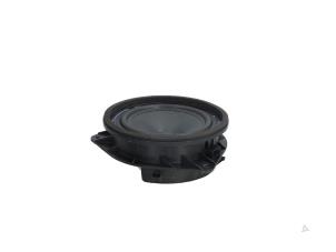 Gebruikte Luidspreker MG MG4 Electric Standard 51 kWh Prijs € 25,00 Margeregeling aangeboden door Automaterialen Ronald Morien B.V.