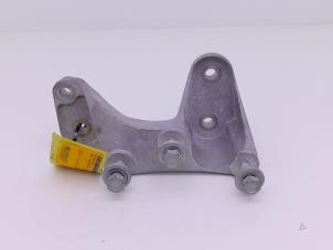 Gebruikte Motorrubber Opel Astra K Sports Tourer 1.2 Turbo 12V Prijs € 35,00 Margeregeling aangeboden door Automaterialen Ronald Morien B.V.