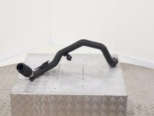 Gebruikte Intercooler Buis Opel Astra K Sports Tourer 1.2 Turbo 12V Prijs € 59,00 Margeregeling aangeboden door Automaterialen Ronald Morien B.V.