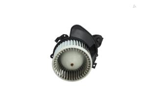 Gebruikte Kachel Ventilatiemotor Opel Combo 1.6 CDTI 16V Prijs € 35,00 Margeregeling aangeboden door Automaterialen Ronald Morien B.V.