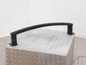 Gebruikte Bumperframe voor Nissan Micra (K14) 1.0 IG-T 92 Prijs € 75,00 Margeregeling aangeboden door Automaterialen Ronald Morien B.V.