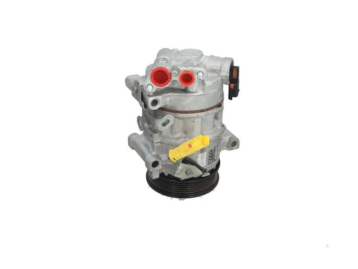 Gebruikte Aircopomp Peugeot 2008 (UD/UK/UR/US/UX) 1.2 VTi 12V PureTech 130 Prijs € 124,99 Inclusief btw aangeboden door Automaterialen Ronald Morien B.V.
