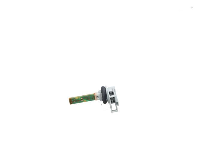 Gebruikte Temperatuursensor binnen Cupra Formentor 2.5 VZ5 16V 4Drive Prijs € 10,00 Margeregeling aangeboden door Automaterialen Ronald Morien B.V.