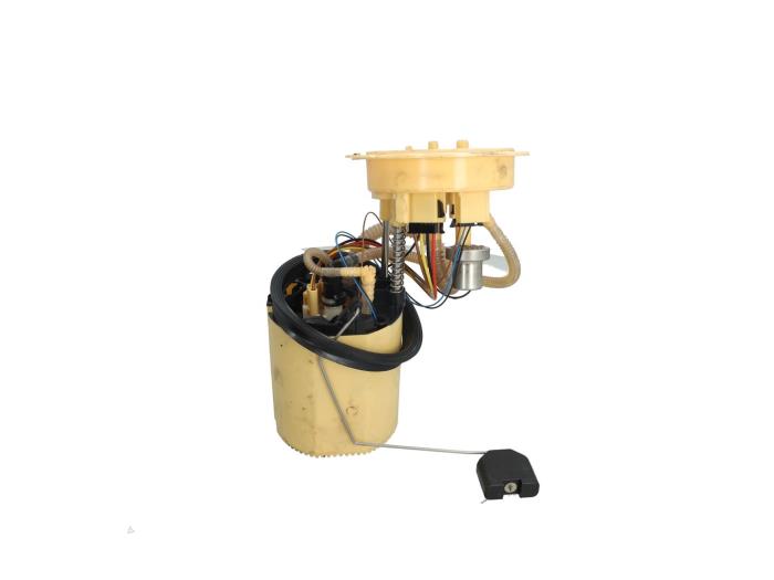 Gebruikte Tank element Pomp Audi A6 Avant (C7) 3.0 TDI V6 24V Quattro Prijs € 65,00 Margeregeling aangeboden door Automaterialen Ronald Morien B.V.