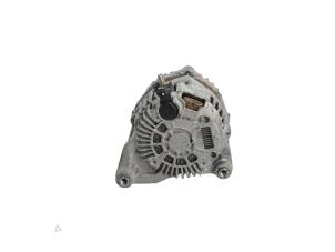 Gebruikte Dynamo Mazda 3 (BM/BN) 2.0 SkyActiv-G 120 16V Prijs € 75,00 Margeregeling aangeboden door Automaterialen Ronald Morien B.V.