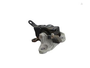 Gebruikte Motorsteun Mazda 3 (BM/BN) 2.0 SkyActiv-G 120 16V Prijs € 49,00 Margeregeling aangeboden door Automaterialen Ronald Morien B.V.