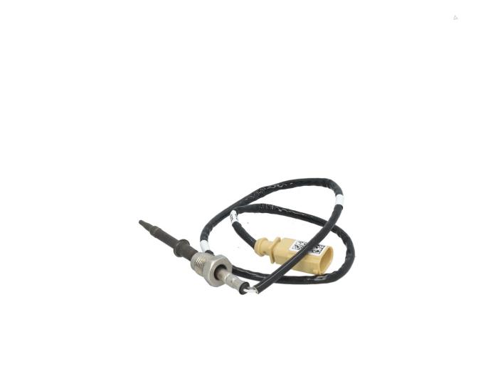 Gebruikte Uitlaat temperatuursensor Volkswagen Touran (5T1) 2.0 TDI 150 Prijs € 48,99 Inclusief btw aangeboden door Automaterialen Ronald Morien B.V.