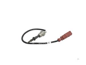 Gebruikte Uitlaat temperatuursensor Volkswagen Touran (5T1) 2.0 TDI 150 Prijs € 48,99 Inclusief btw aangeboden door Automaterialen Ronald Morien B.V.