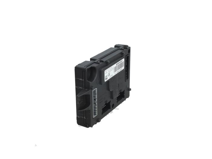 Gebruikte Computer Body Control Renault Clio IV (5R) 0.9 Energy TCE 90 12V Prijs € 49,00 Margeregeling aangeboden door Automaterialen Ronald Morien B.V.