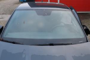 Gebruikte Voorruit Seat Ibiza V (KJB) 1.0 TSI 12V Prijs € 175,00 Margeregeling aangeboden door Automaterialen Ronald Morien B.V.