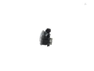 Gebruikte Mistlampglas links-voor Peugeot 2008 (UD/UK/UR/US/UX) 1.2 VTi 12V PureTech 130 Prijs € 55,00 Margeregeling aangeboden door Automaterialen Ronald Morien B.V.