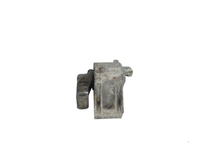 Gebruikte Motorrubber Audi TT (8N3) 1.8 T 20V Quattro Prijs € 19,00 Margeregeling aangeboden door Automaterialen Ronald Morien B.V.