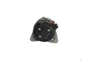 Gebruikte Dynamo Peugeot 2008 (UD/UK/UR/US/UX) 1.2 VTi 12V PureTech 130 Prijs € 99,00 Margeregeling aangeboden door Automaterialen Ronald Morien B.V.