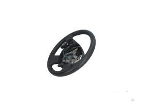 Gebruikte Stuurwiel Renault Grand Scénic II (JM) 1.5 dCi 105 Prijs € 35,00 Margeregeling aangeboden door Automaterialen Ronald Morien B.V.