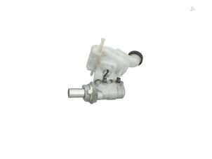 Gebruikte Hoofdremcilinder Opel Grandland (X) 1.6 CDTi 120 Prijs € 45,00 Margeregeling aangeboden door Automaterialen Ronald Morien B.V.