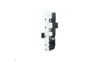 Gebruikte Combischakelaar ramen Volkswagen ID.3 (E11/E12) Pro S 77 kWh Prijs € 35,00 Margeregeling aangeboden door Automaterialen Ronald Morien B.V.