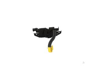 Gebruikte Slotmechaniek Motorkap Ford C-Max (DXA) 1.6 Ti-VCT 16V Prijs € 25,00 Margeregeling aangeboden door Automaterialen Ronald Morien B.V.