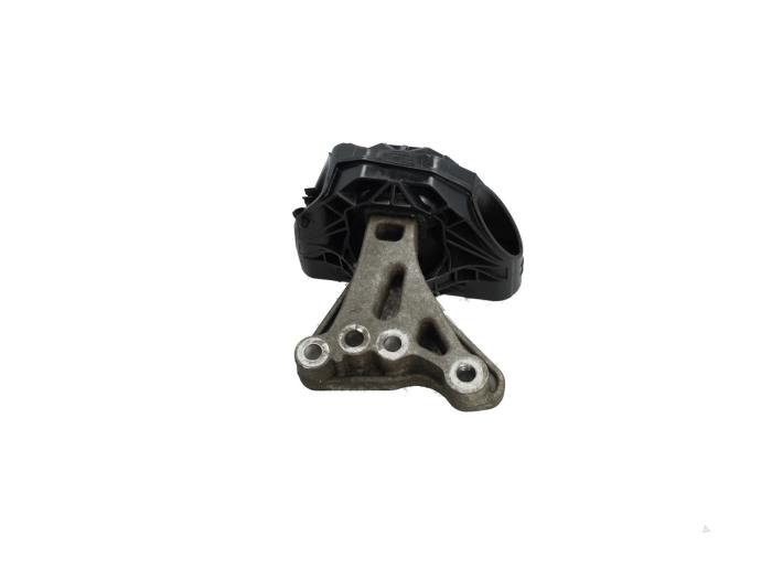 Gebruikte Motorsteun Peugeot 208 I (CA/CC/CK/CL) 1.0 Vti 12V PureTech Prijs € 25,00 Margeregeling aangeboden door Automaterialen Ronald Morien B.V.