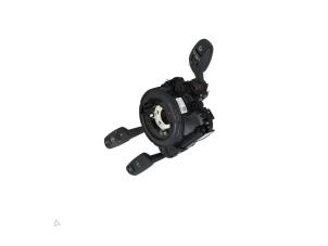 Gebruikte Combischakelaar Stuurkolom BMW 1 serie (E87/87N) 118i 16V Prijs € 149,00 Margeregeling aangeboden door Automaterialen Ronald Morien B.V.