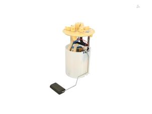 Gebruikte Tank element Pomp Renault Kangoo Express (RFK) 1.5 Blue dCi 80 Prijs € 175,00 Inclusief btw aangeboden door Automaterialen Ronald Morien B.V.