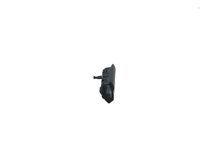 Gebruikte Display Interieur Volkswagen Phaeton (3D) 6.0 W12 48V 4Motion Prijs € 35,00 Margeregeling aangeboden door Automaterialen Ronald Morien B.V.