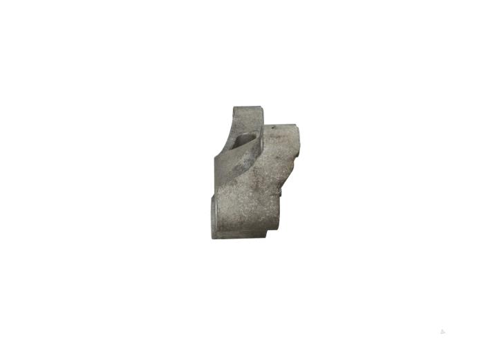 Gebruikte Motorrubber Opel Corsa D 1.2 16V Prijs € 15,00 Margeregeling aangeboden door Automaterialen Ronald Morien B.V.