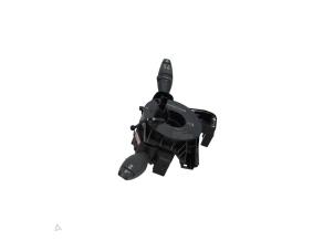 Gebruikte Licht + Raw Schakelaar Ford Fiesta 5 ST 2.0 16V ST150 Prijs € 35,00 Margeregeling aangeboden door Automaterialen Ronald Morien B.V.