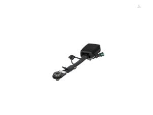 Gebruikte Veiligheidsgordel Insteek links-voor Opel Astra K 1.4 Turbo 16V Prijs € 19,00 Inclusief btw aangeboden door Automaterialen Ronald Morien B.V.