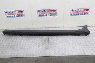 Gebruikte Zijskirt rechts BMW 4 serie Gran Coupe (G26) 420d Mild Hybrid xDrive 2.0 16V Prijs € 295,00 Inclusief btw aangeboden door Automaterialen Ronald Morien B.V.