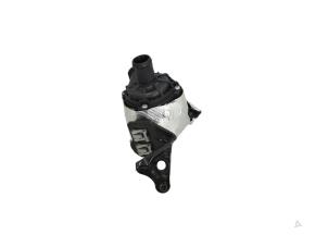Gebruikte Extra waterpomp Audi Q3 (8UB/8UG) Prijs € 30,00 Inclusief btw aangeboden door Automaterialen Ronald Morien B.V.