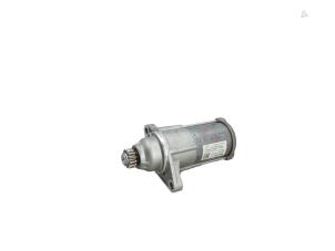 Gebruikte Startmotor Volkswagen Golf VIII (CD1) 1.5 eTSI 16V Prijs € 54,45 Inclusief btw aangeboden door Automaterialen Ronald Morien B.V.