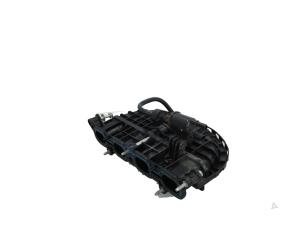 Gebruikte Spruitstuk Inlaat Opel Insignia Country Tourer 1.5 Turbo 16V 165 Prijs € 195,00 Margeregeling aangeboden door Automaterialen Ronald Morien B.V.