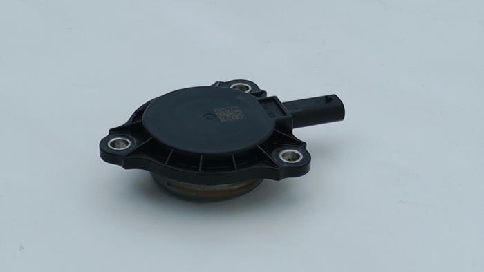 Gebruikte Nokkenas Sensor Mercedes A-Klasse AMG (177.0) 2.0 A-35 AMG Turbo 16V 4Matic Prijs € 15,00 Margeregeling aangeboden door Automaterialen Ronald Morien B.V.