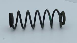 Gebruikte Schroefveer achter Mitsubishi Space Star (A0) 1.0 12V Prijs € 25,00 Inclusief btw aangeboden door Automaterialen Ronald Morien B.V.