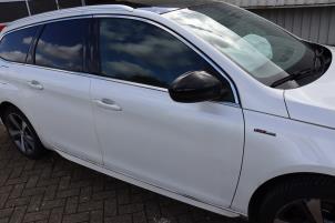 Gebruikte Deur 4Deurs rechts-voor Peugeot 308 SW (L4/L9/LC/LJ/LR) 1.2 12V e-THP PureTech 130 Prijs € 272,25 Inclusief btw aangeboden door Automaterialen Ronald Morien B.V.