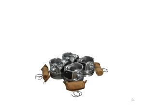 Nieuwe Zuiger Volkswagen Golf VII (AUA) 1.6 TDI BlueMotion 16V Prijs € 356,95 Inclusief btw aangeboden door Automaterialen Ronald Morien B.V.