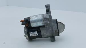 Gebruikte Startmotor Renault Clio IV Estate/Grandtour (7R) 0.9 Energy TCE 90 12V Prijs € 19,00 Margeregeling aangeboden door Automaterialen Ronald Morien B.V.