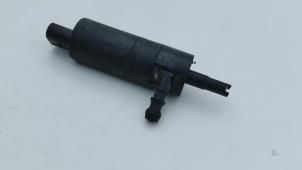 Gebruikte Pomp koplampsproeier Mercedes A-Klasse AMG (W176) 2.0 A-45 AMG Turbo 16V 4-Matic Prijs € 15,00 Margeregeling aangeboden door Automaterialen Ronald Morien B.V.