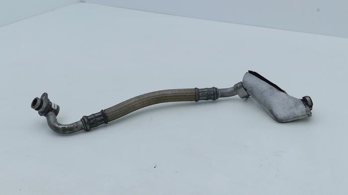 Gebruikte Oliedruk Leiding Mercedes A-Klasse AMG (W176) 2.0 A-45 AMG Turbo 16V 4-Matic Prijs € 45,00 Margeregeling aangeboden door Automaterialen Ronald Morien B.V.