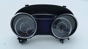 Gebruikte Instrumentenpaneel Mercedes CLA Shooting Brake AMG (117.9) 2.0 CLA-45 AMG Turbo 16V Prijs € 225,00 Margeregeling aangeboden door Automaterialen Ronald Morien B.V.