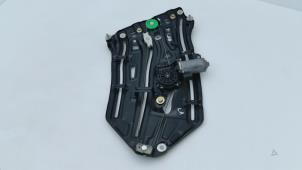 Gebruikte Ruitmechaniek 2Deurs links-achter BMW M3 (E46/2C) 3.2 24V Prijs € 75,00 Margeregeling aangeboden door Automaterialen Ronald Morien B.V.